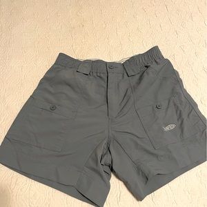 AFTCO Men’s Shorts, Used very good condition, Size - 28. 5 1/2” inseam.